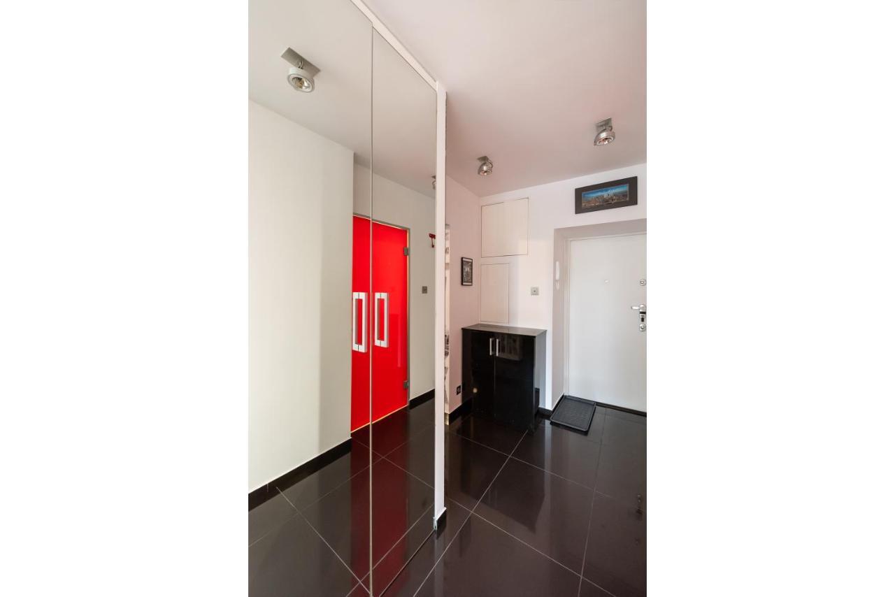 Nowolipki Red Apartment Varsavia Esterno foto
